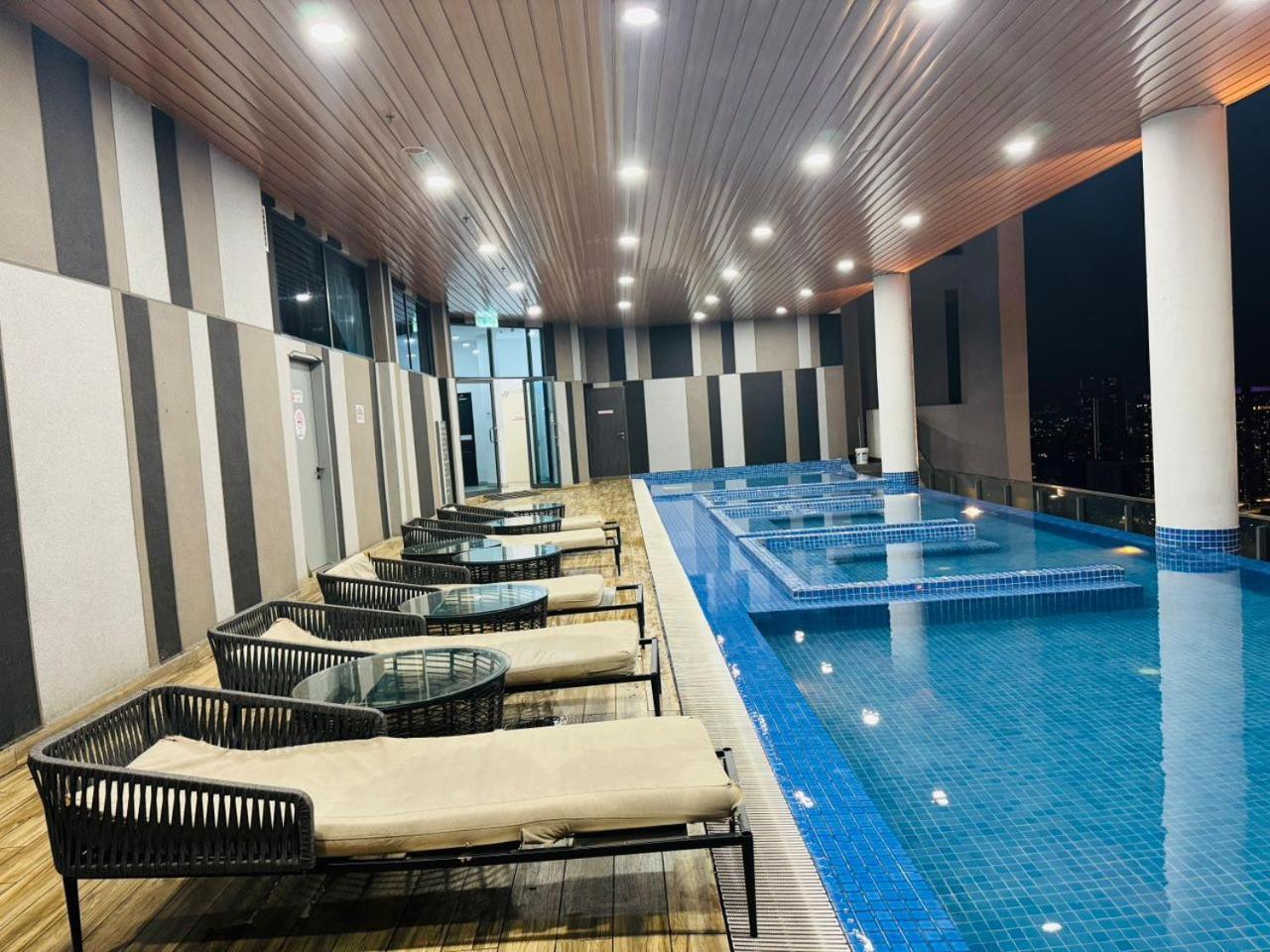 The Luxe Colony Klcc Appartement Kuala Lumpur Buitenkant foto