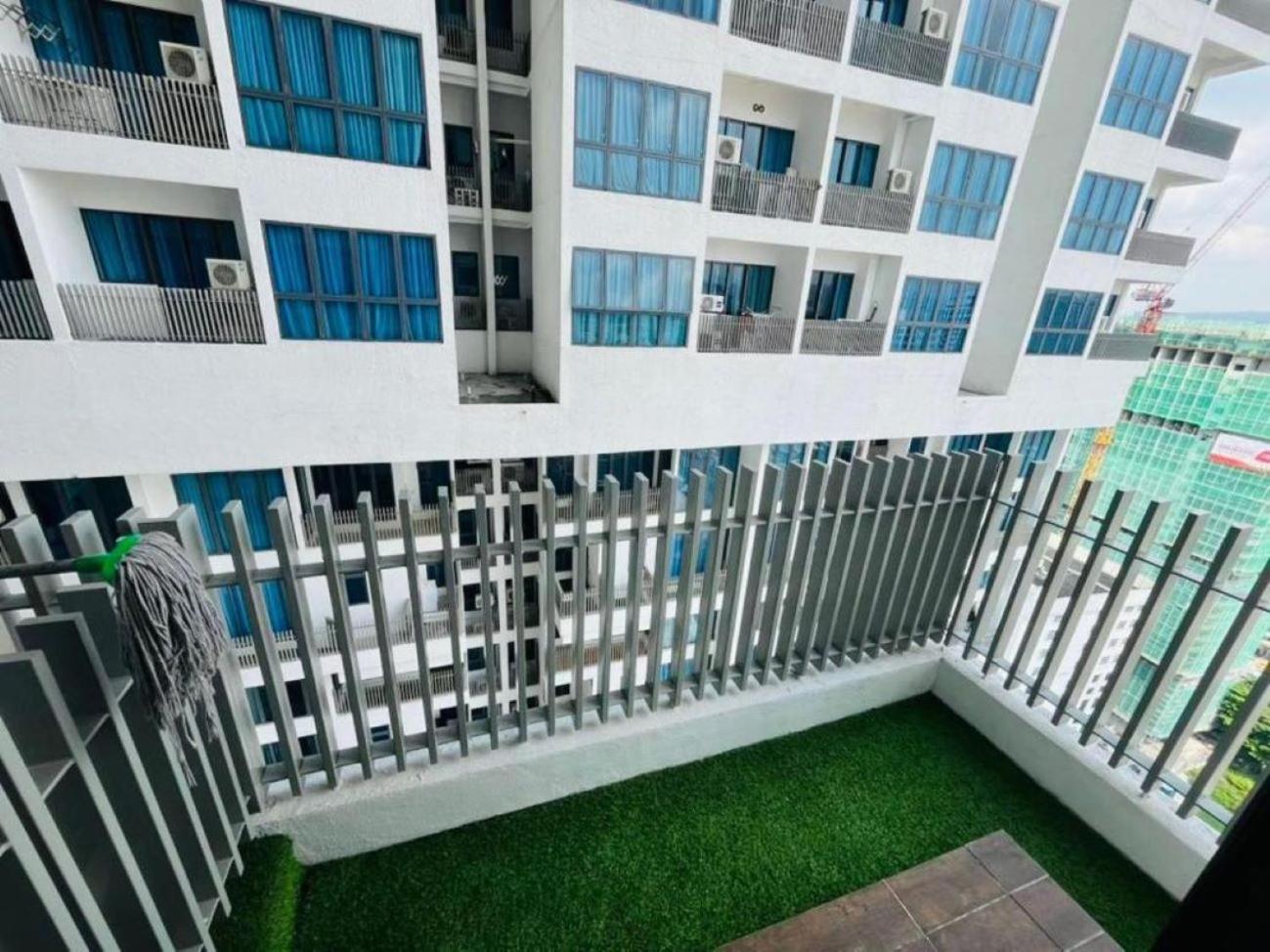 The Luxe Colony Klcc Appartement Kuala Lumpur Buitenkant foto